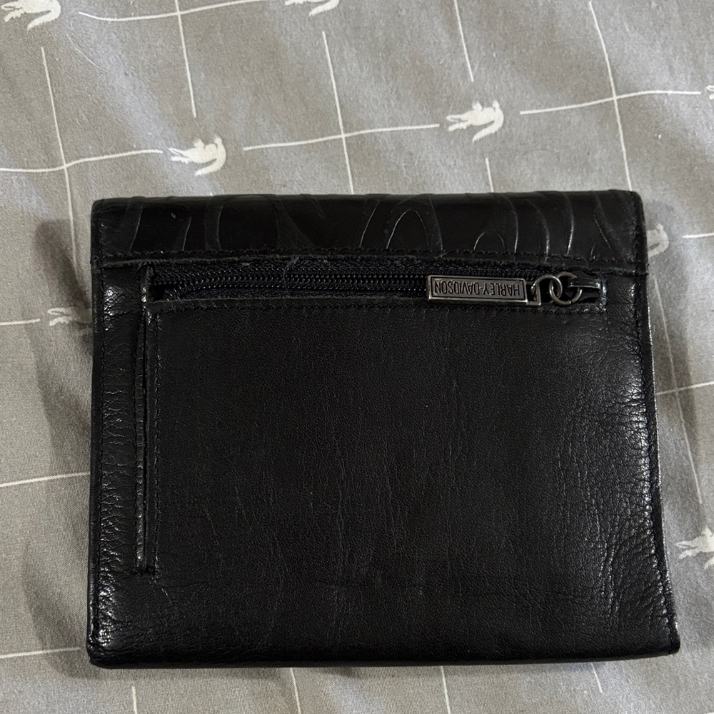 Harley-Davidson Black Embossed Leather Wallet - Picture 2 of 7